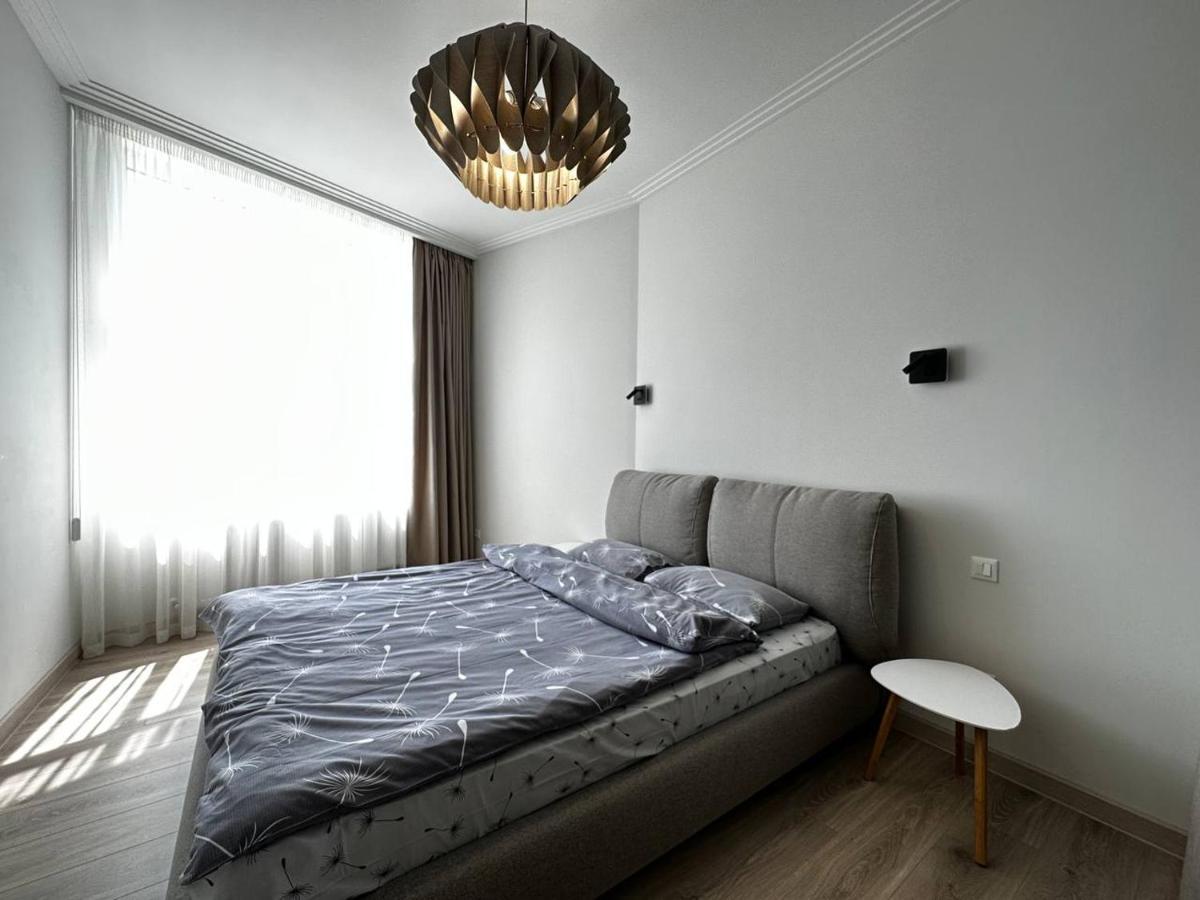 Sea Symphony 3-Bedrooms Lux Apartment Odessza Kültér fotó