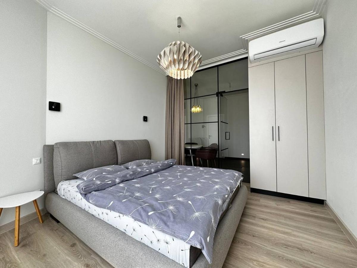 Sea Symphony 3-Bedrooms Lux Apartment Odessza Kültér fotó