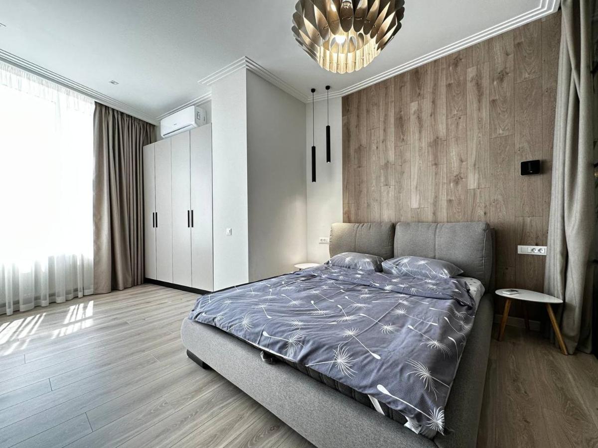 Sea Symphony 3-Bedrooms Lux Apartment Odessza Kültér fotó